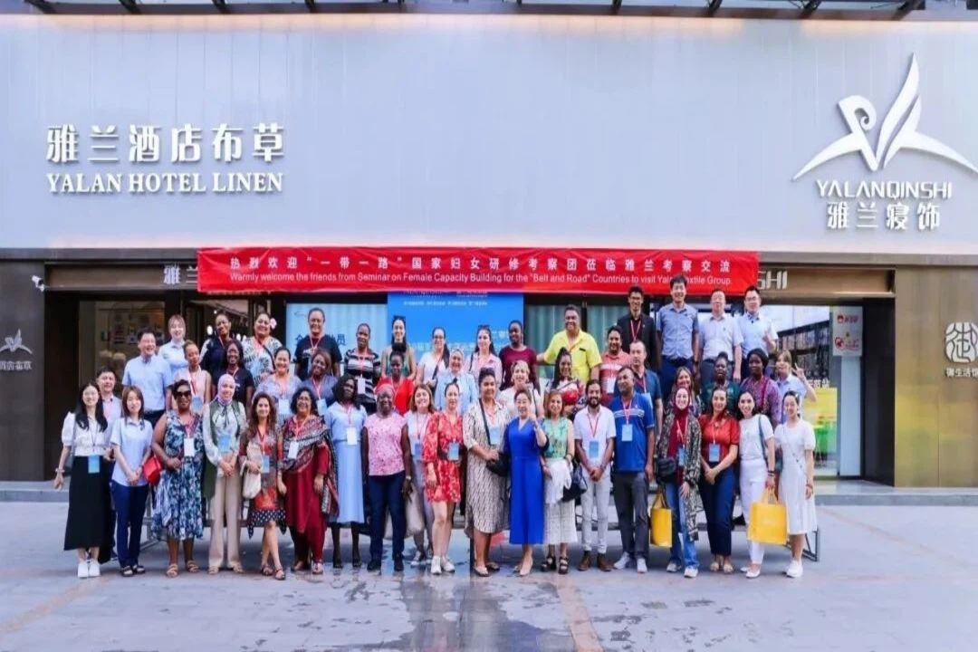 Yalan Textile Group Helps Belt and Road International Trade Yalan Textile Group Helps Belt and Road International Trade